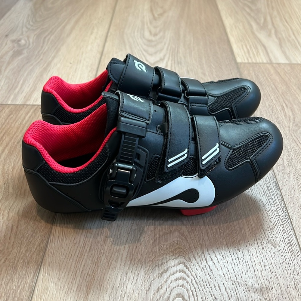 Pelaton Shoes